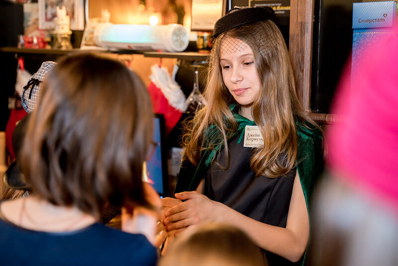 Как необычно отметить 8 марта в школе вместе с Квесторией в generalCities.Великом Новгороде