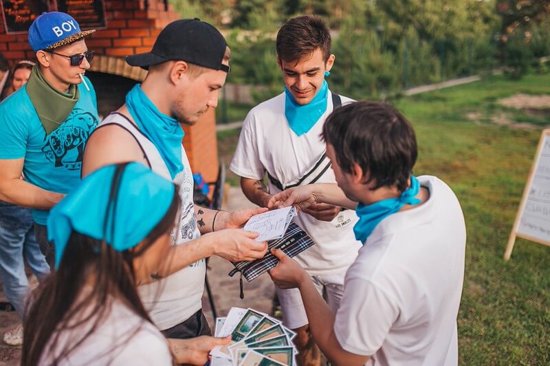 Как отметить майские праздники на природе в generalCities.Великом Новгороде — идеи отдыха, квесты и сценарии