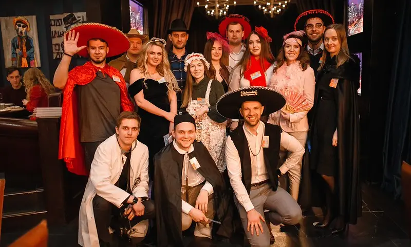 Корпоратив на Новый год 2026 в Великом Новгороде — как развлечь коллег, не нарушив трудовой кодекс